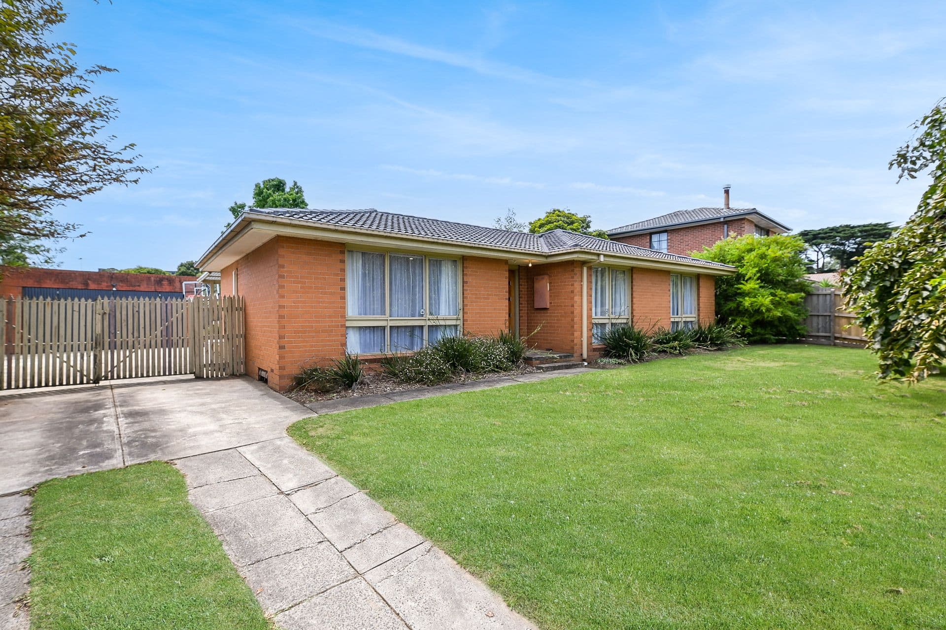 9 Bemersyde Drive, Berwick VIC 3806, Berwick - Thumbnail 4