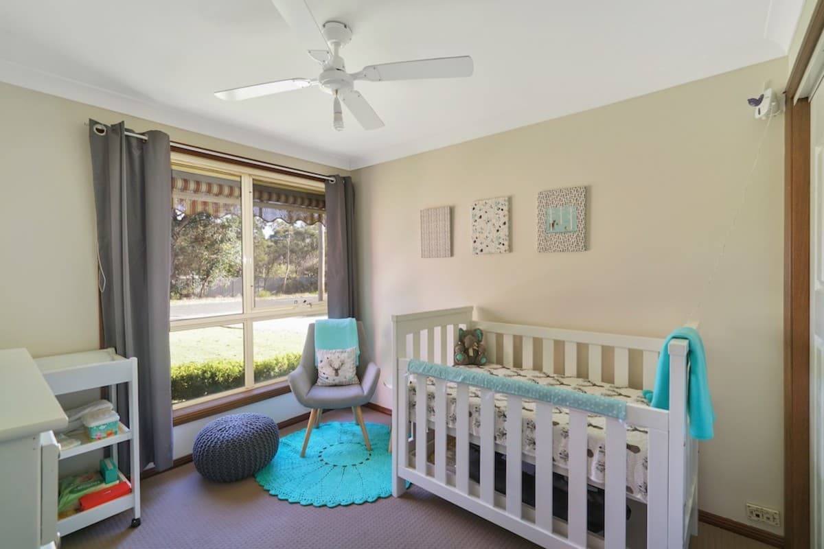 251 Thirlmere Way, THIRLMERE, Thirlmere - Thumbnail 2