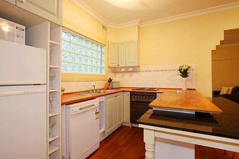 2 Kalymna Grove, CHADSTONE VIC 3148, Chadstone - Thumbnail 4