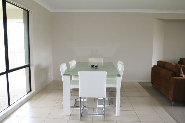 56 Summerlea Crescent, ORMEAU QLD 4208, Ormeau - Thumbnail 5