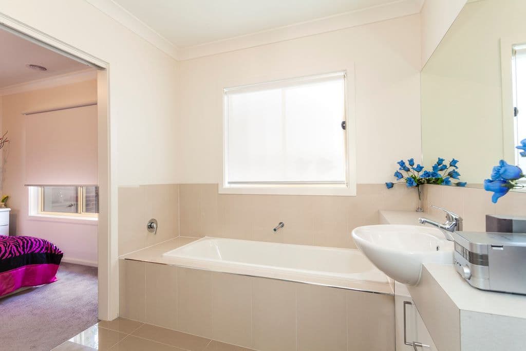 23 Maple Crescent, BELL PARK VIC 3215, Bell Park - Thumbnail 6