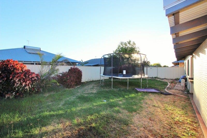 13 Raynor Road, BAYNTON WA 6714, Baynton - Thumbnail 8