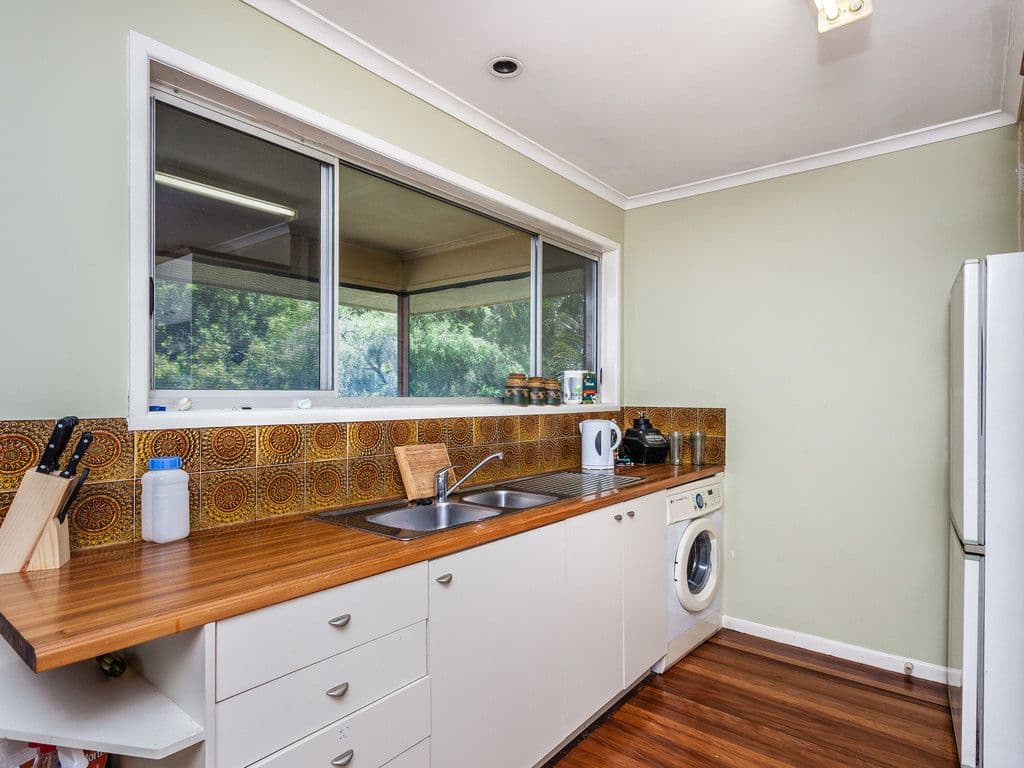 4 Windsor Street, Margate QLD 4019, Margate - Thumbnail 4