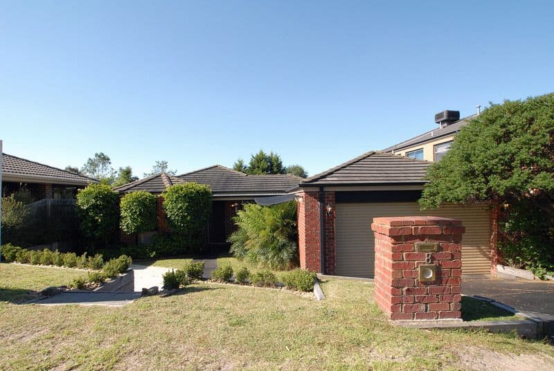 8 Alfred Deakin Grove, SKYE VIC 3977, Skye - Image 1