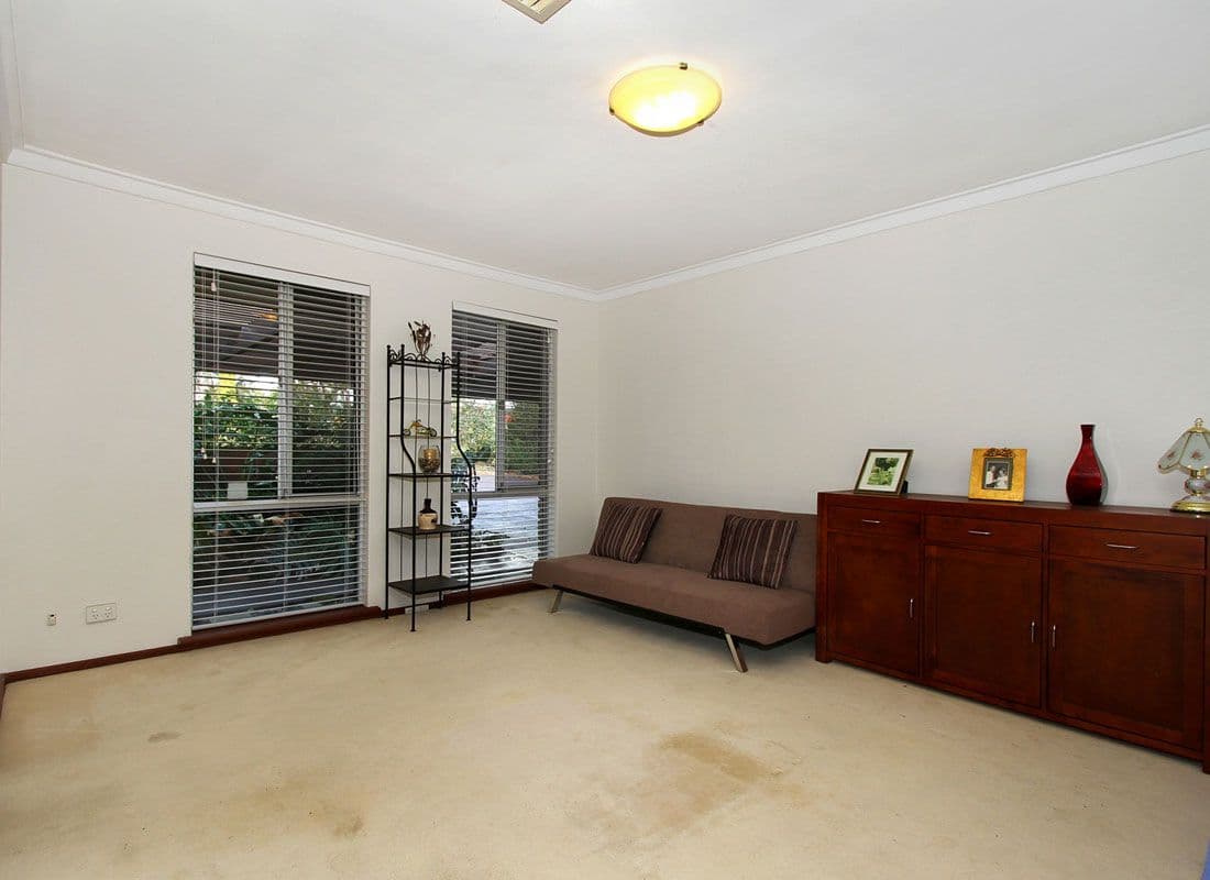 11 Winchester Way, LEEMING WA 6149, Leeming - Thumbnail 5