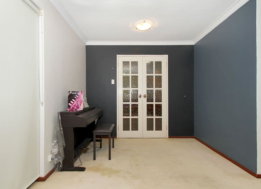 11 Winchester Way, LEEMING WA 6149, Leeming - Thumbnail 6