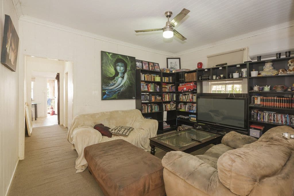 8 Hipwood Street, Spring Hill QLD 4000, Spring Hill - Thumbnail 2