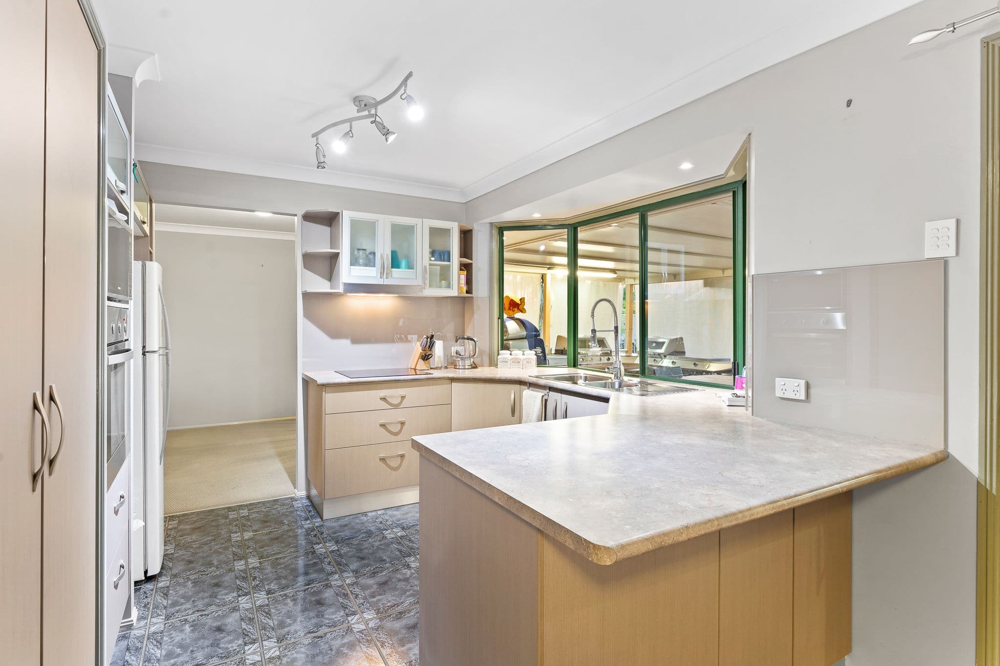 40 Camarsh Drive, Murrumba Downs QLD 4503, Murrumba Downs - Thumbnail 6