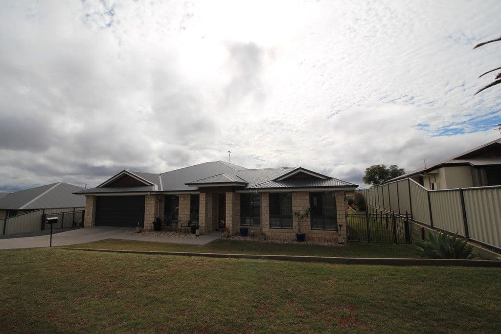 31 Stanley, Pittsworth QLD 4356, Pittsworth - Image 1