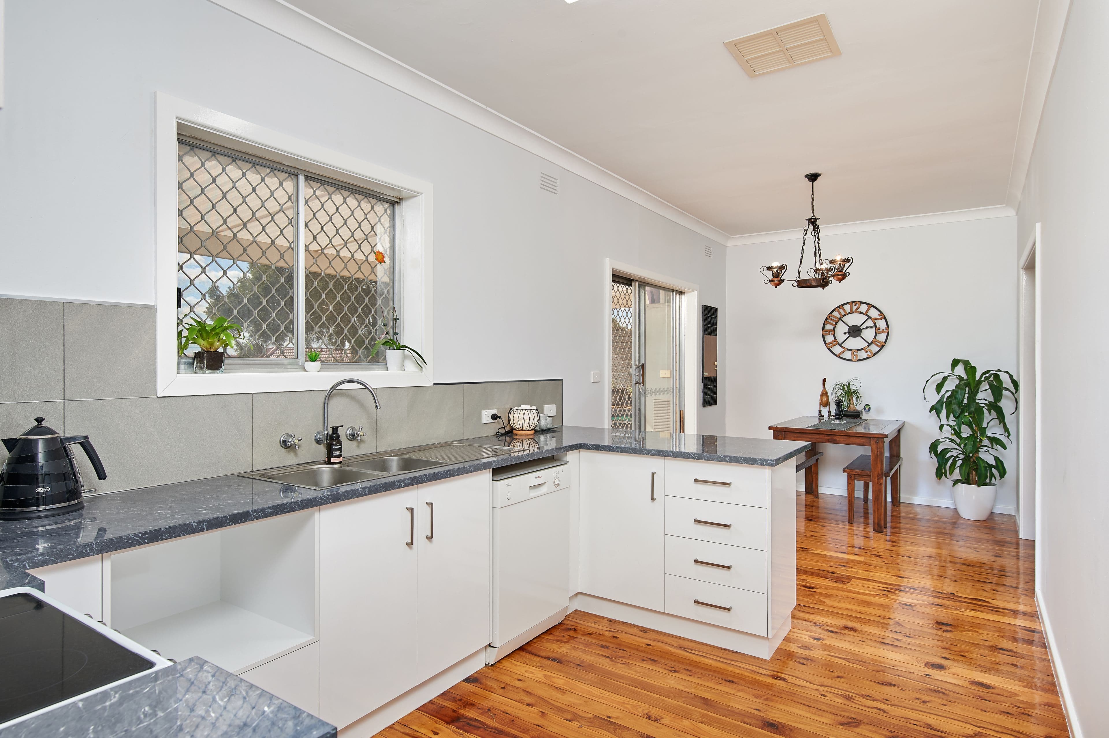 22 Macarthur Street, Ashmont - Thumbnail 2