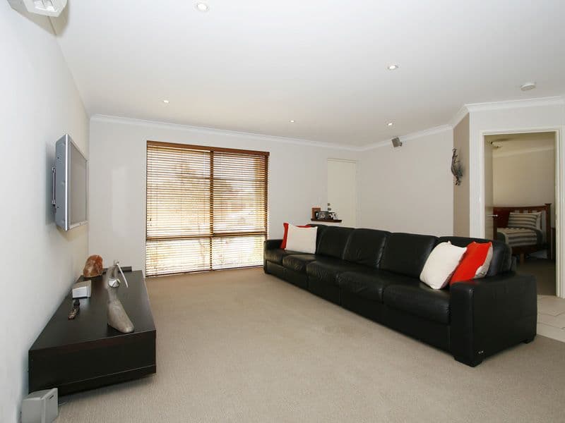 15 Daly Circle, LANGFORD WA 6147, Langford - Thumbnail 5