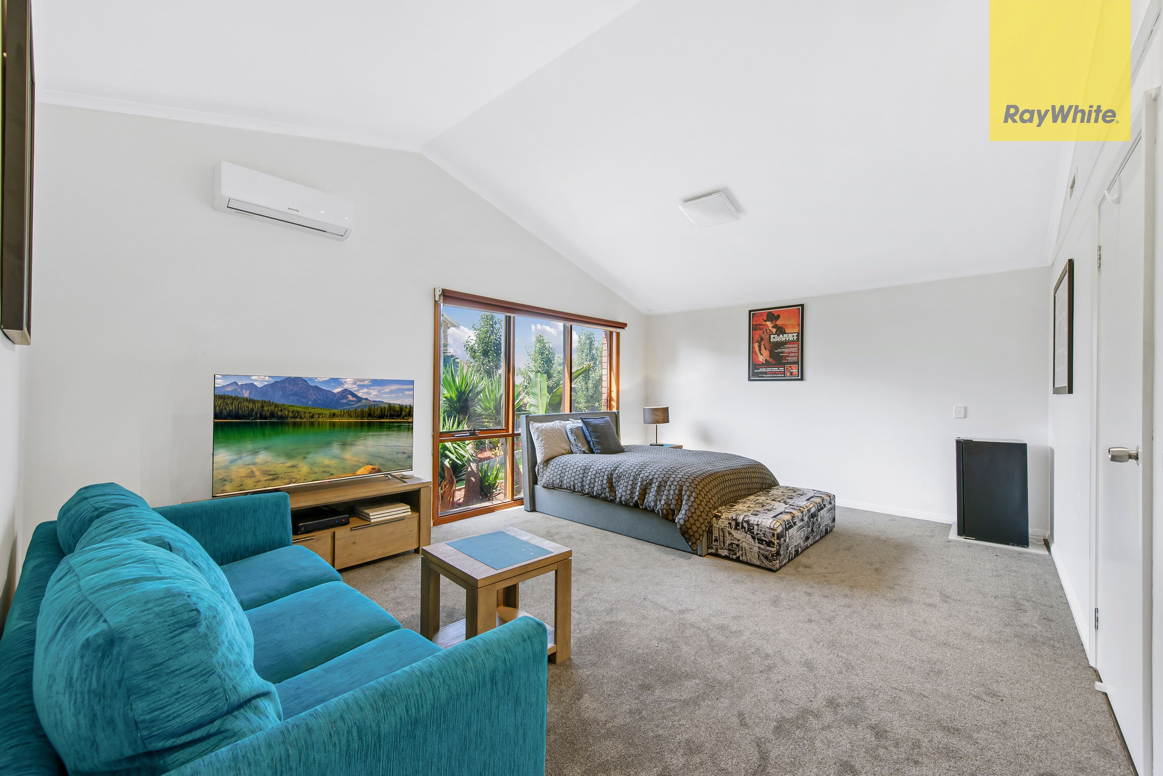 9 Hyperno Court, Keilor Downs VIC 3038, Keilor Downs - Thumbnail 4