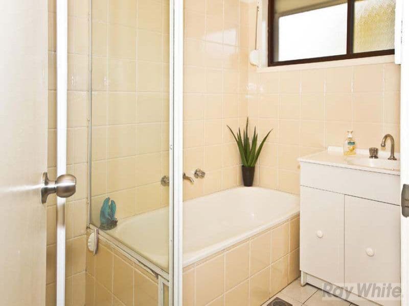 306 Prairievale Road, PRAIRIEWOOD NSW 2176, Prairiewood - Thumbnail 5