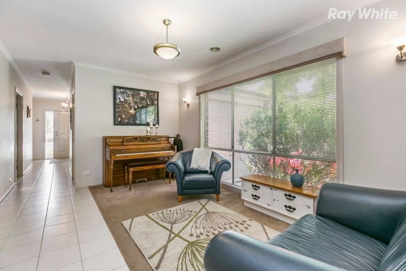 74 Leigh Drive, Pakenham VIC 3810, Pakenham - Thumbnail 6