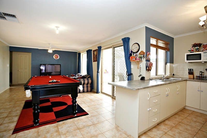 17 Chamberlain Drive, CHRISTIE DOWNS SA 5164, Christie Downs - Thumbnail 8