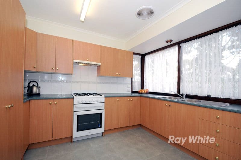 2 Bridgewater Way, ROWVILLE VIC 3178, Rowville - Thumbnail 4