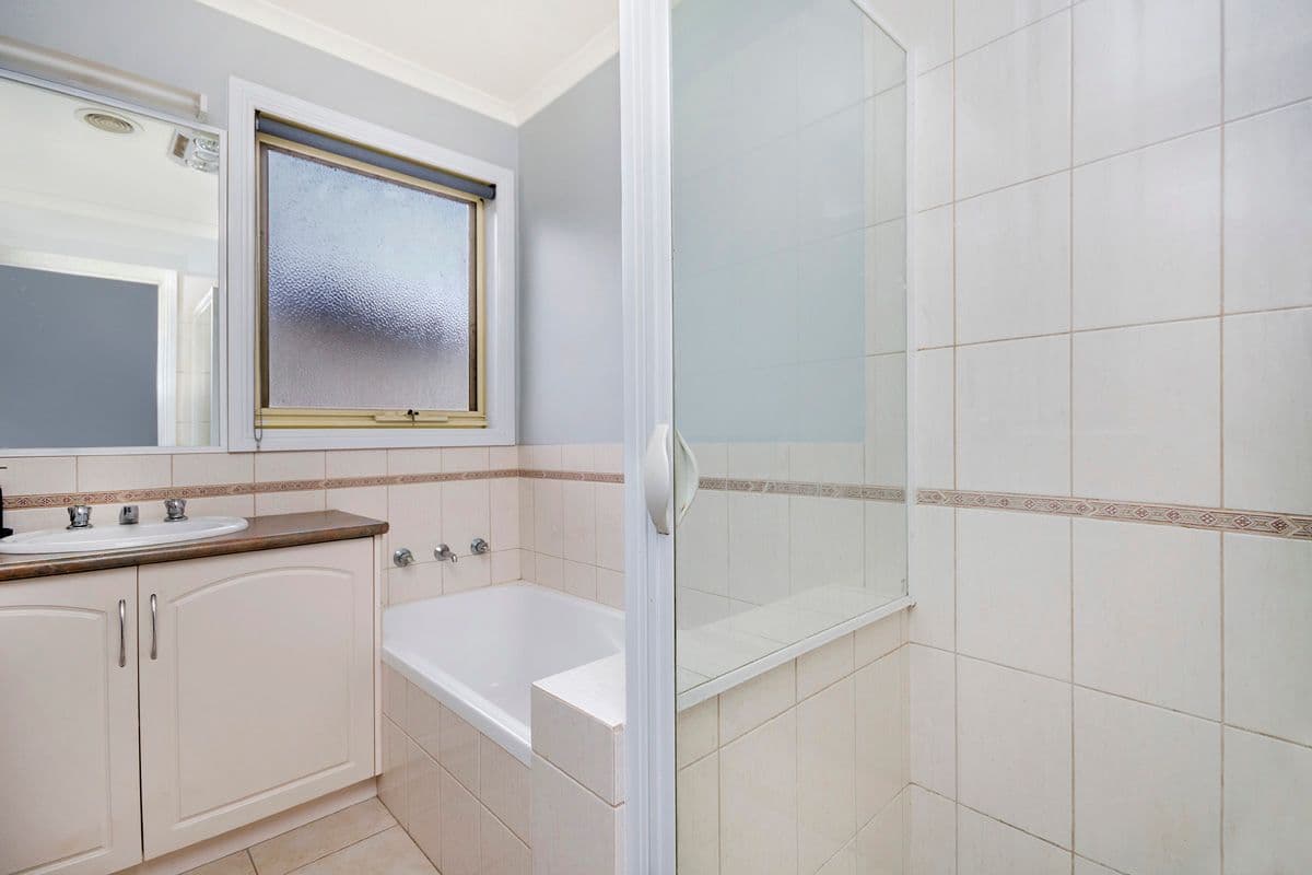 3 Inalya Court, Warrnambool VIC 3280, Warrnambool - Thumbnail 6