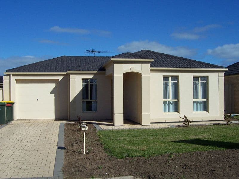 18 Blue Bay Avenue, ALDINGA BEACH SA 5173, Aldinga Beach - Image 1