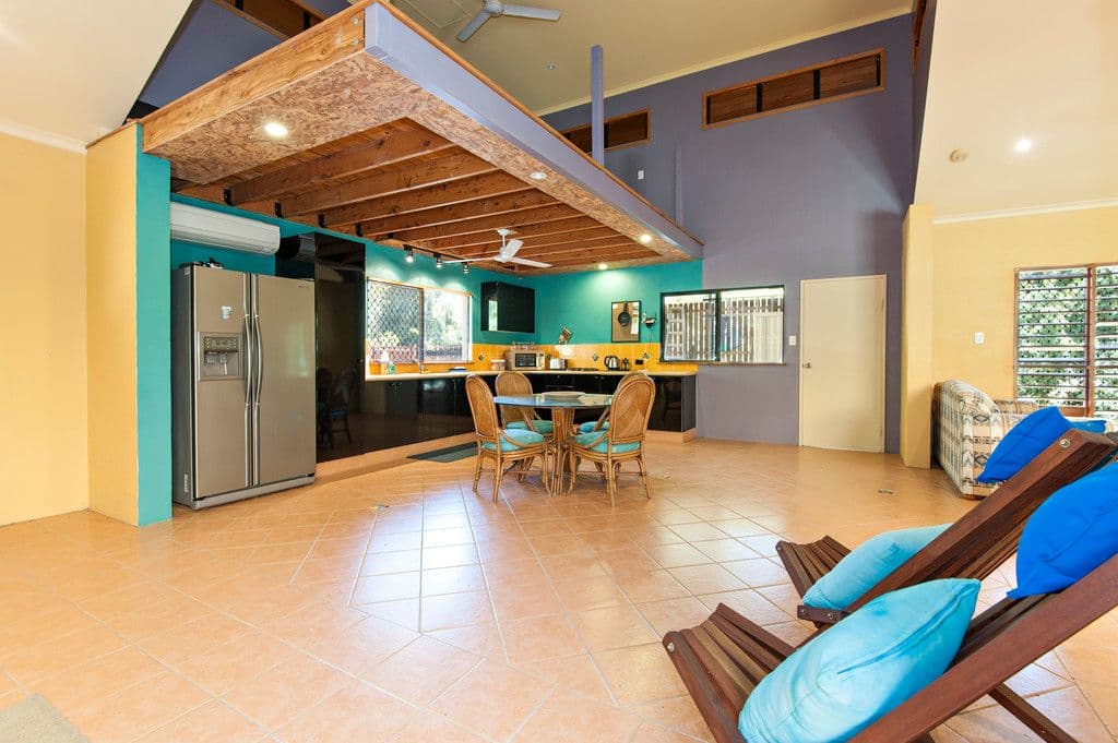2 The Esplanade, WONGA BEACH QLD 4873, Wonga Beach - Thumbnail 2