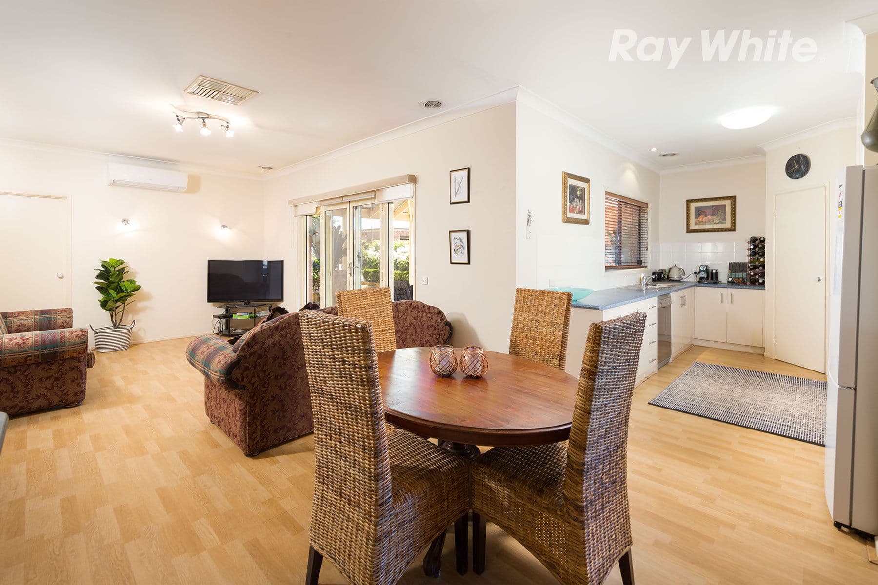 25 Mountford Crescent, East Albury - Thumbnail 4