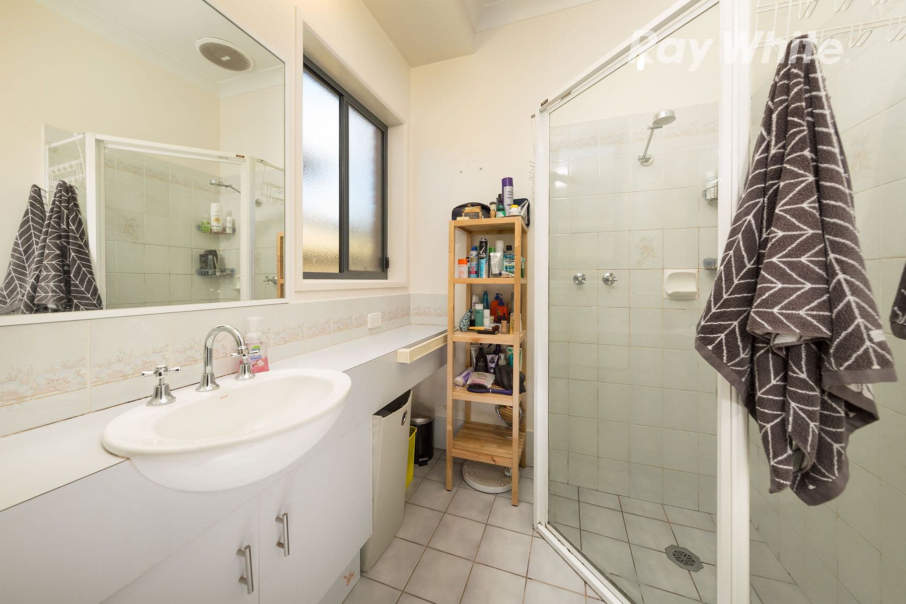 25 Mountford Crescent, East Albury - Thumbnail 8