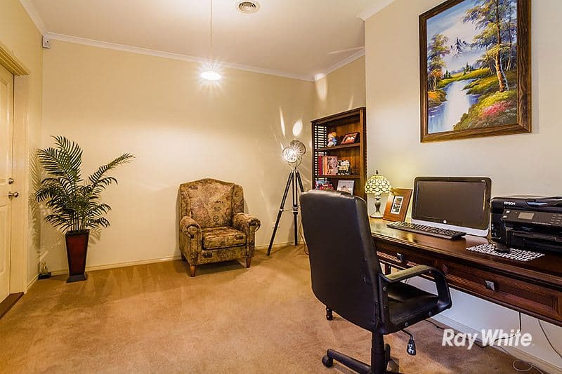 6 Waterbush Crescent, Lyndhurst VIC 3975, Lyndhurst - Thumbnail 2