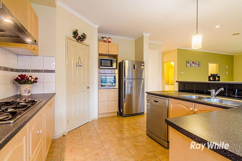 6 Waterbush Crescent, Lyndhurst VIC 3975, Lyndhurst - Thumbnail 5