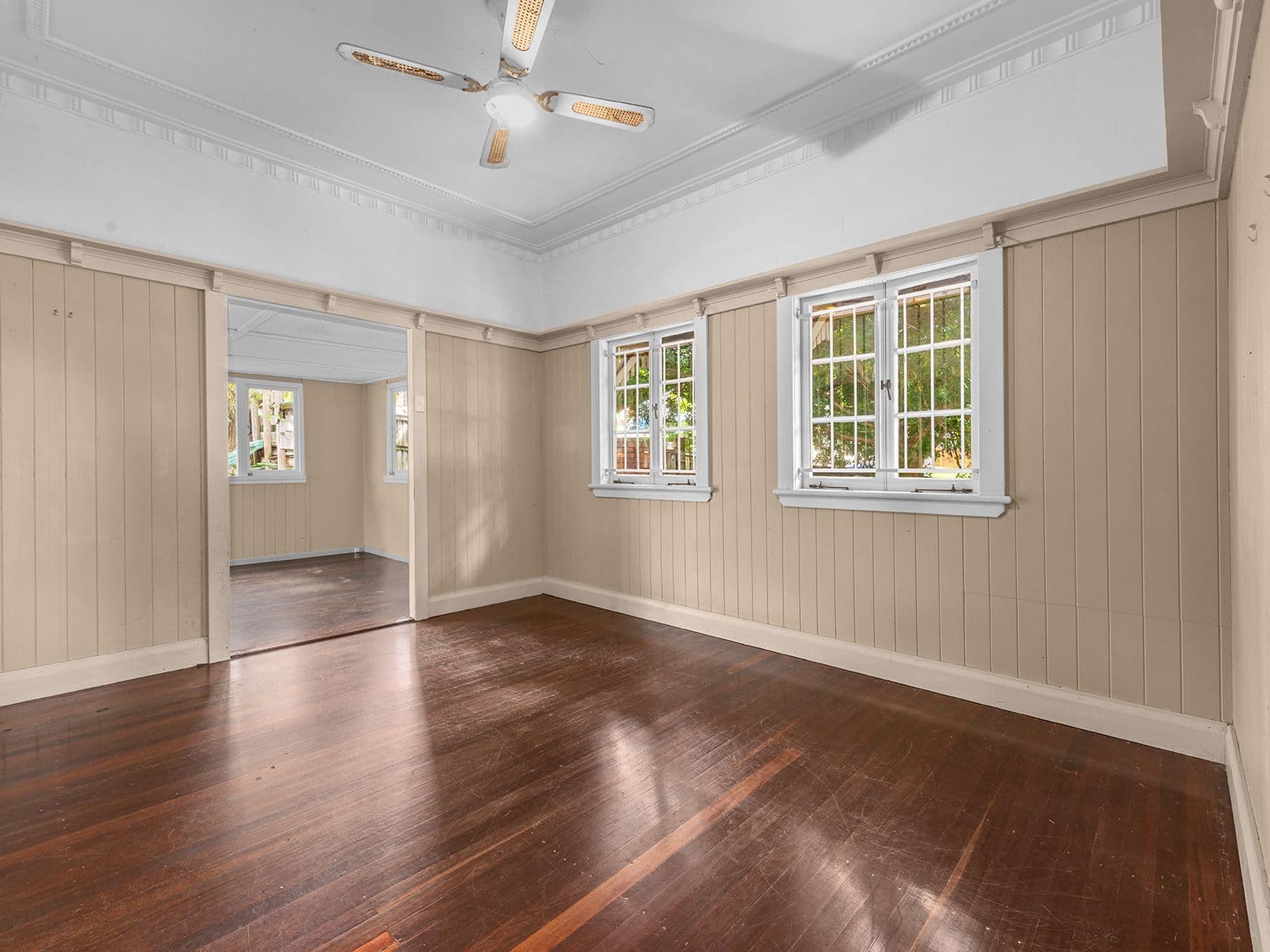 216 Chatsworth Road, Coorparoo QLD 4151, Coorparoo - Image 1