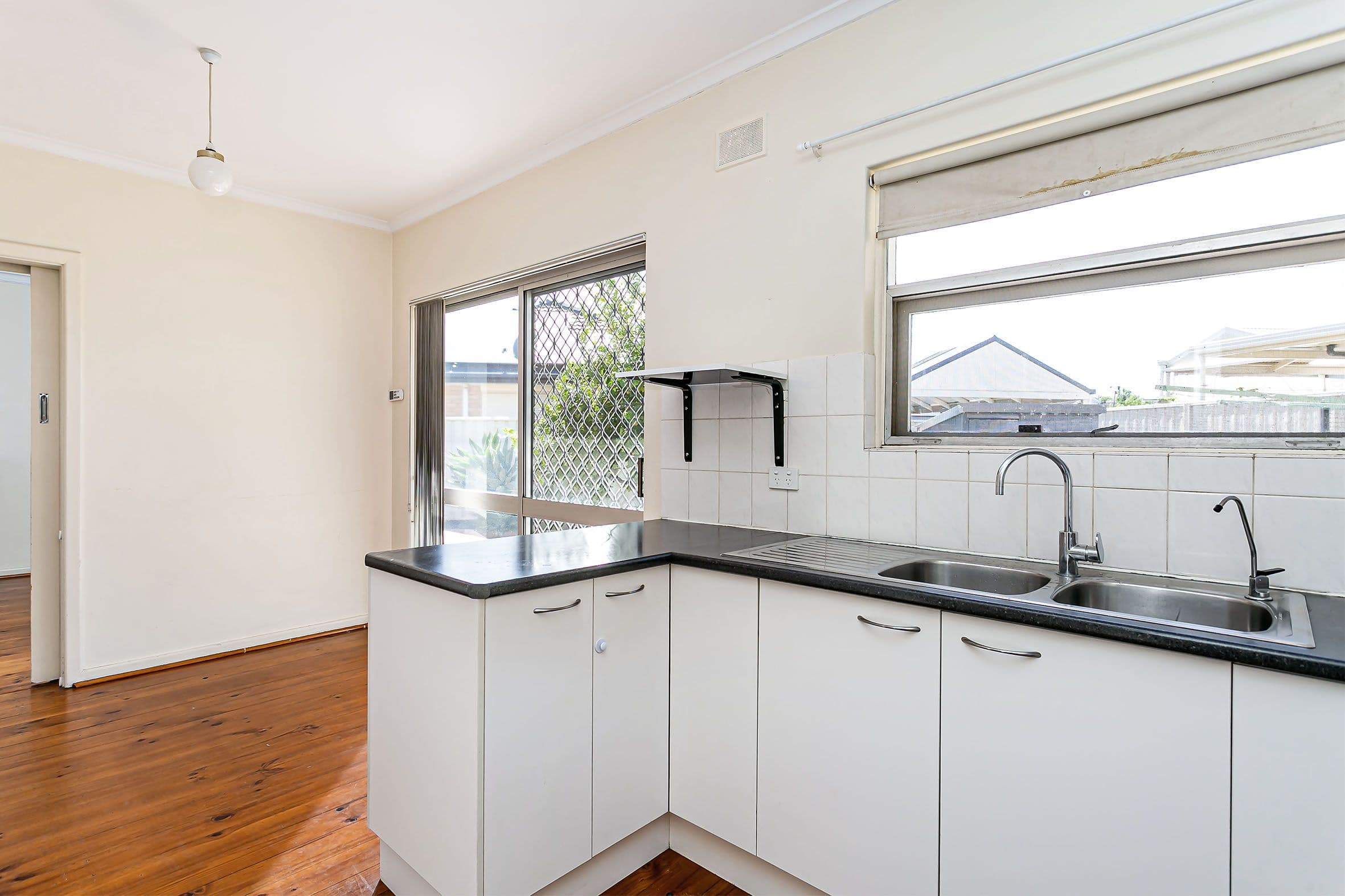 1 Robins Avenue, Findon SA 5023, Findon - Thumbnail 4