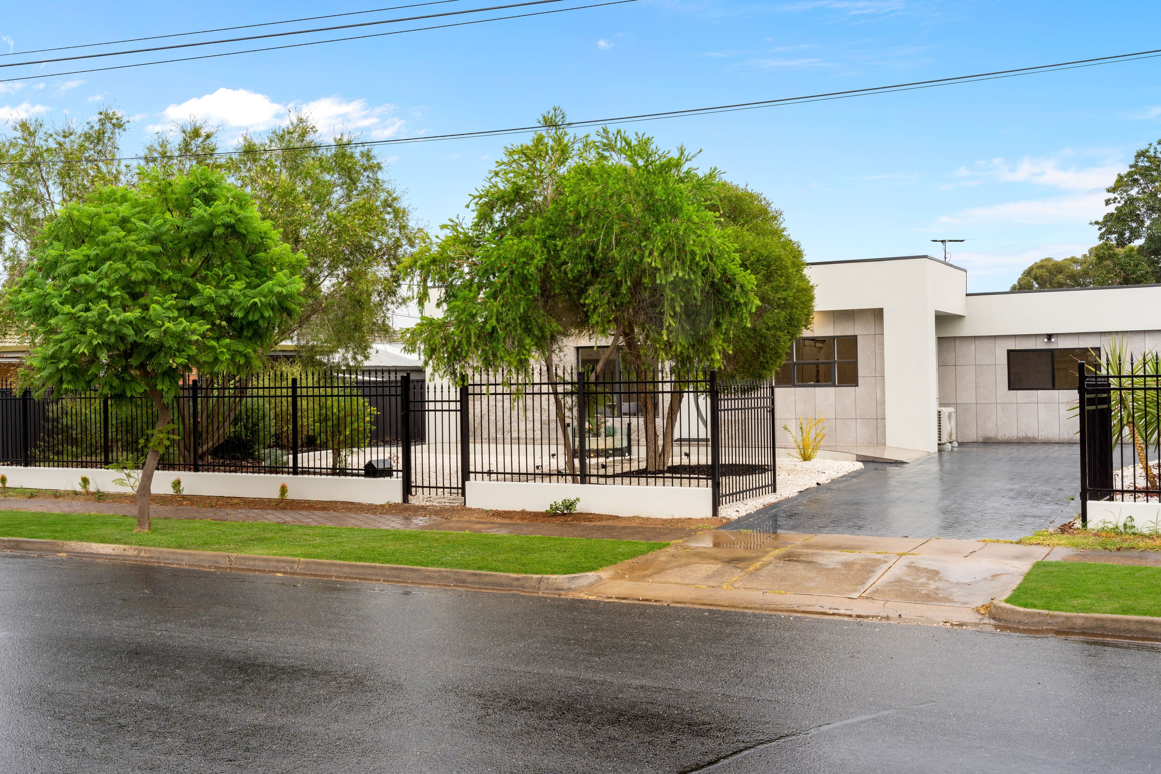 15 Barnes Crescent, Parafield Gardens SA 5107, Parafield Gardens - Thumbnail 2