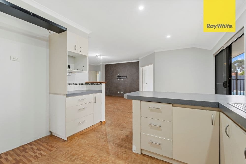 12 Granada Way, Ellenbrook WA 6069, Ellenbrook - Thumbnail 8