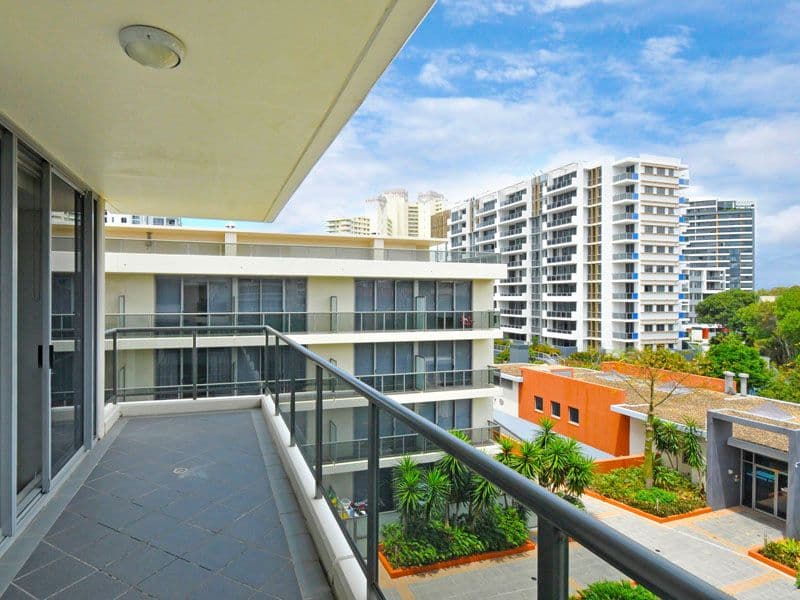 513 'Brighton On Breezes' 3 Como Crescent, SOUTHPORT QLD 4215, Southport - Thumbnail 3