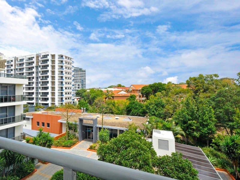 513 'Brighton On Breezes' 3 Como Crescent, SOUTHPORT QLD 4215, Southport - Thumbnail 4