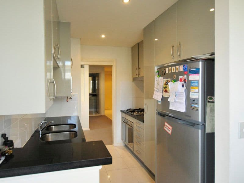 513 'Brighton On Breezes' 3 Como Crescent, SOUTHPORT QLD 4215, Southport - Thumbnail 5