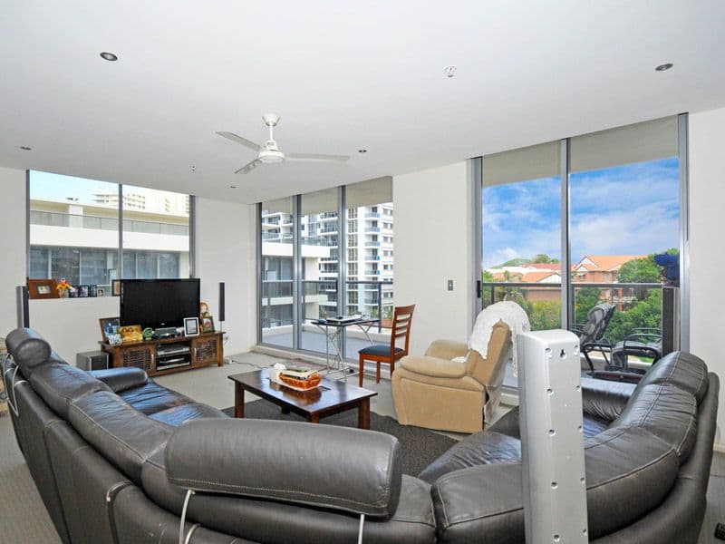 513 'Brighton On Breezes' 3 Como Crescent, SOUTHPORT QLD 4215, Southport - Thumbnail 6