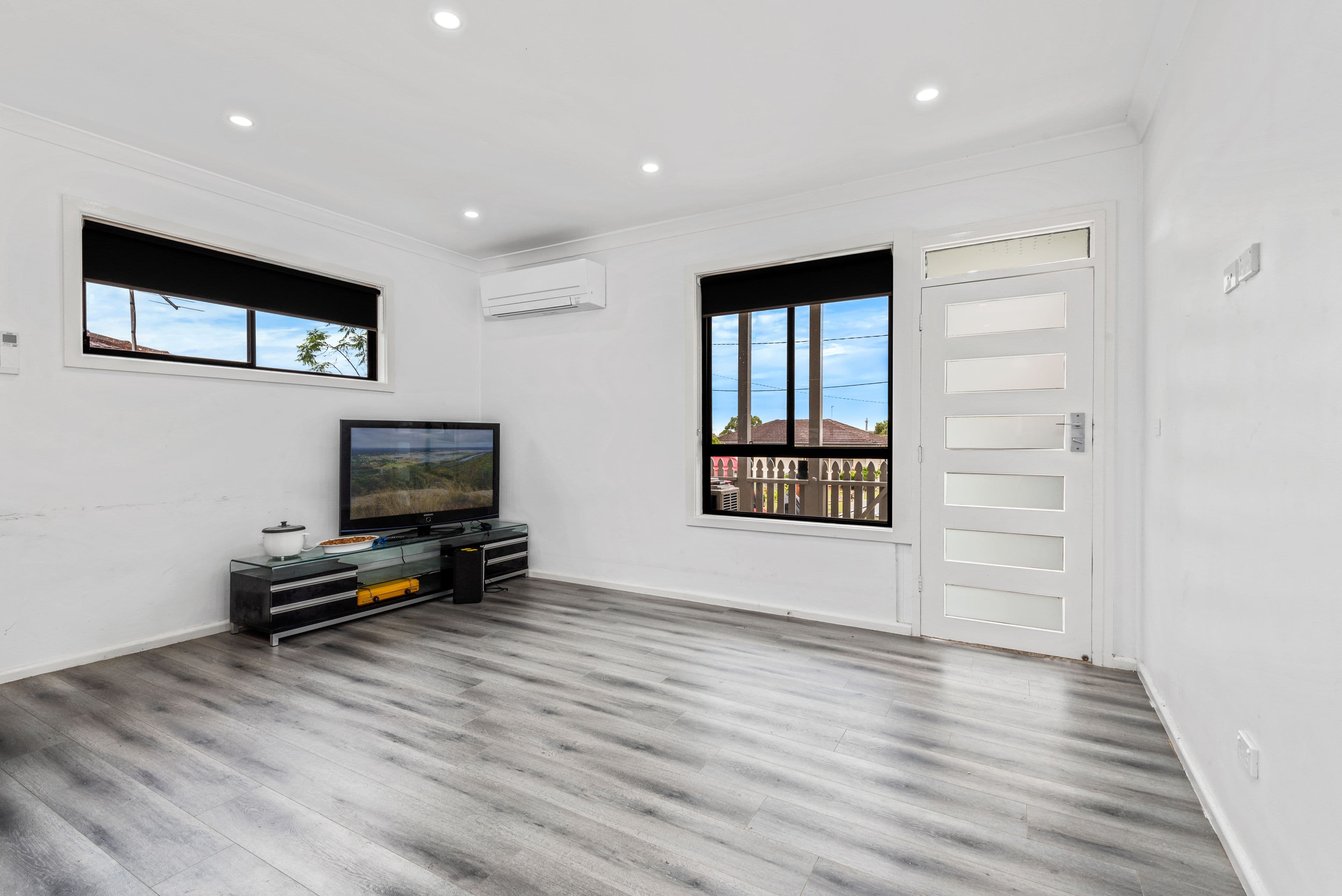 42 & 42a Adams Crescent, St Marys NSW 2760, St Marys - Thumbnail 4