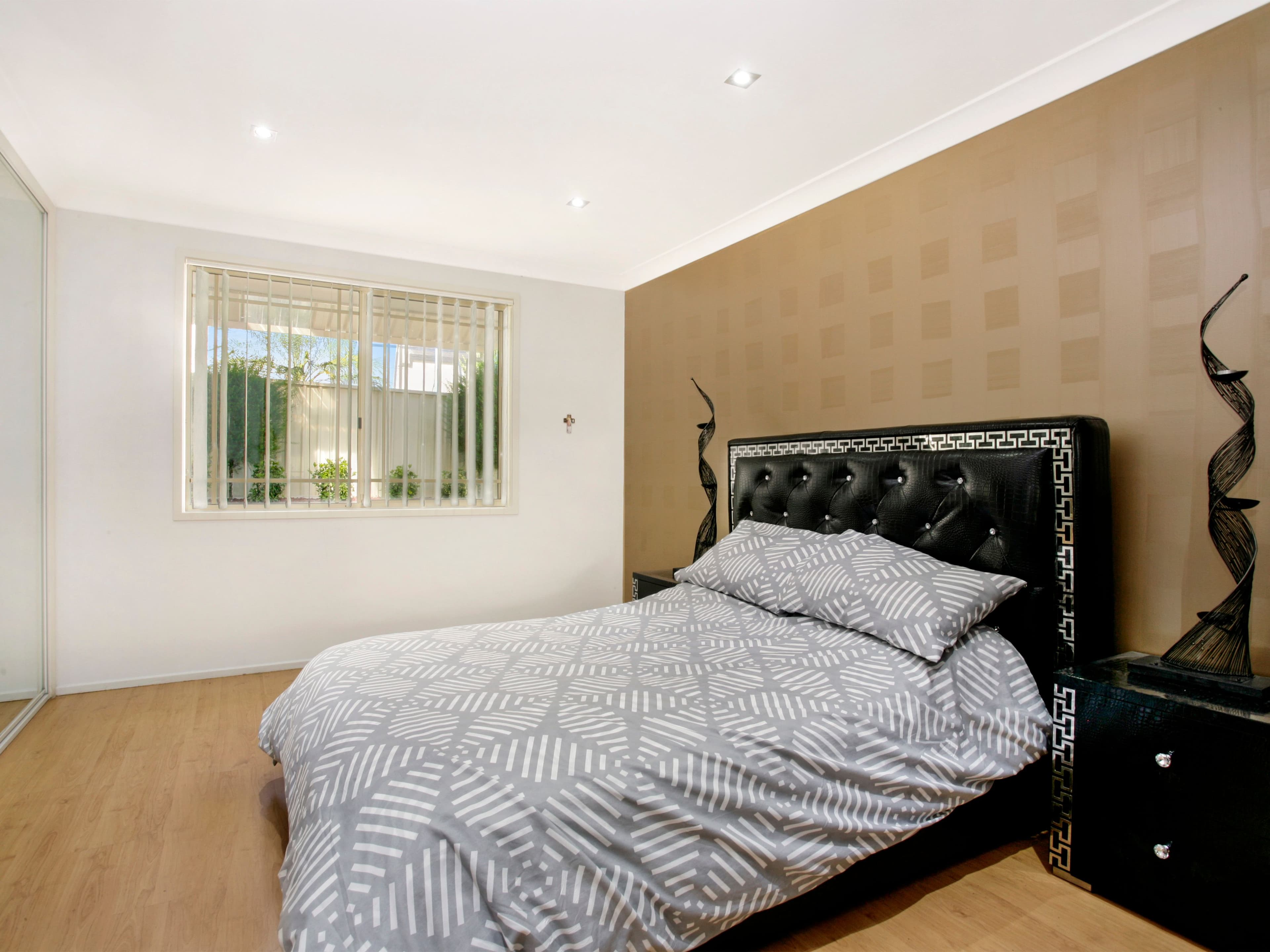 12 Derwent Place, Bossley Park - Thumbnail 4