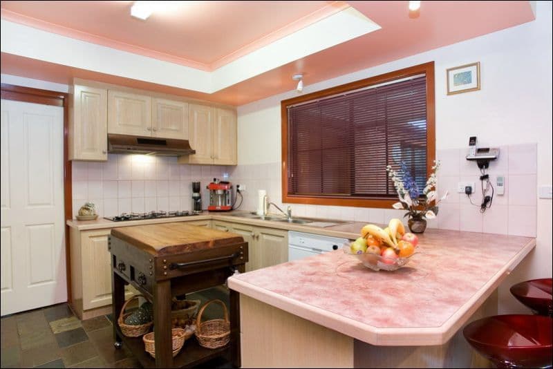 6 Brush Road, Epping VIC 3076, Epping - Thumbnail 2