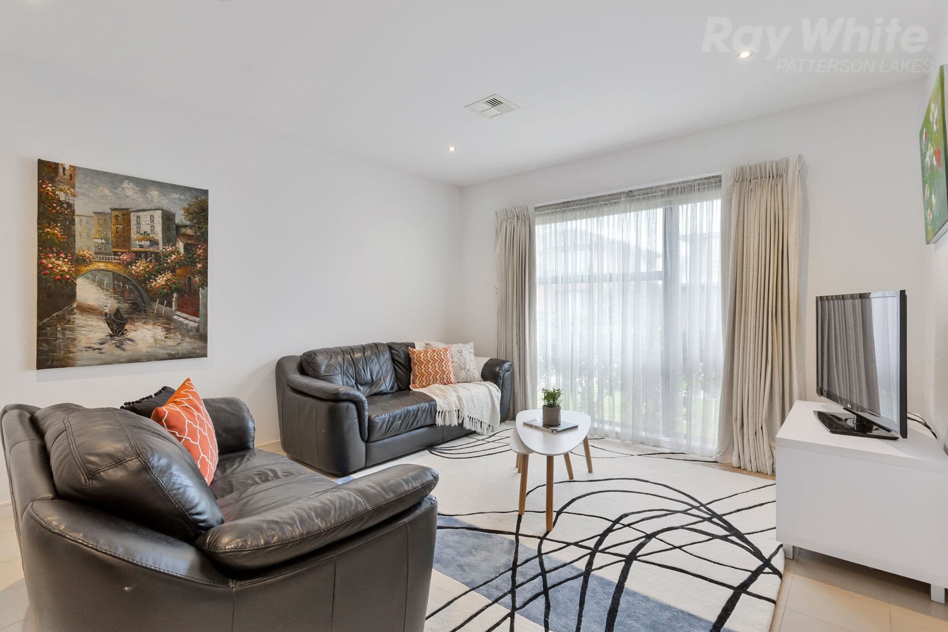 42 Dresden Drive, Waterways VIC 3195, Waterways - Thumbnail 2