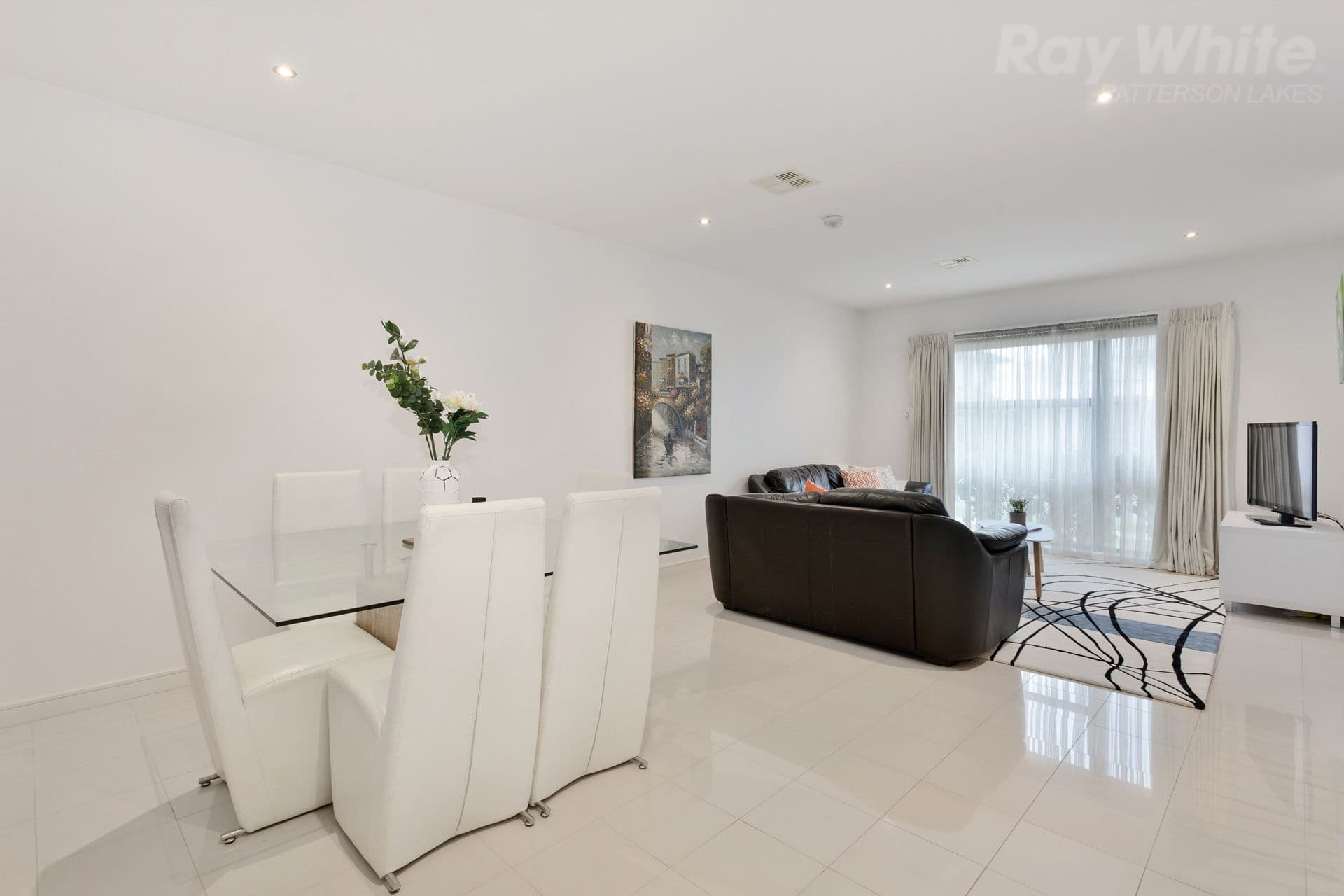 42 Dresden Drive, Waterways VIC 3195, Waterways - Thumbnail 3