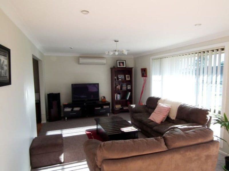 27 Hickory Crescent, TAREE NSW 2430, Taree - Thumbnail 4