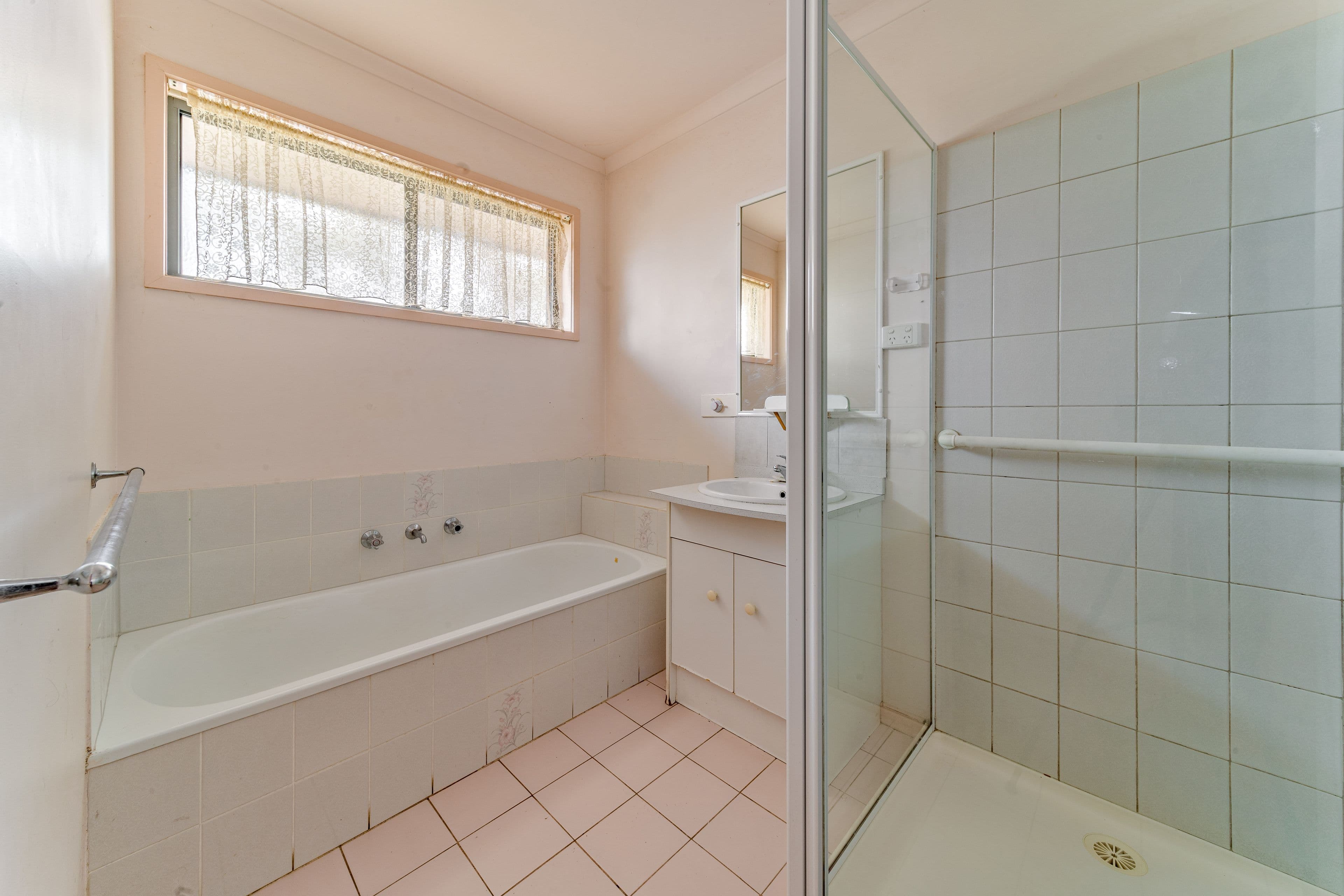 28 Collins Street, Kangaroo Flat VIC 3555, Kangaroo Flat - Thumbnail 7