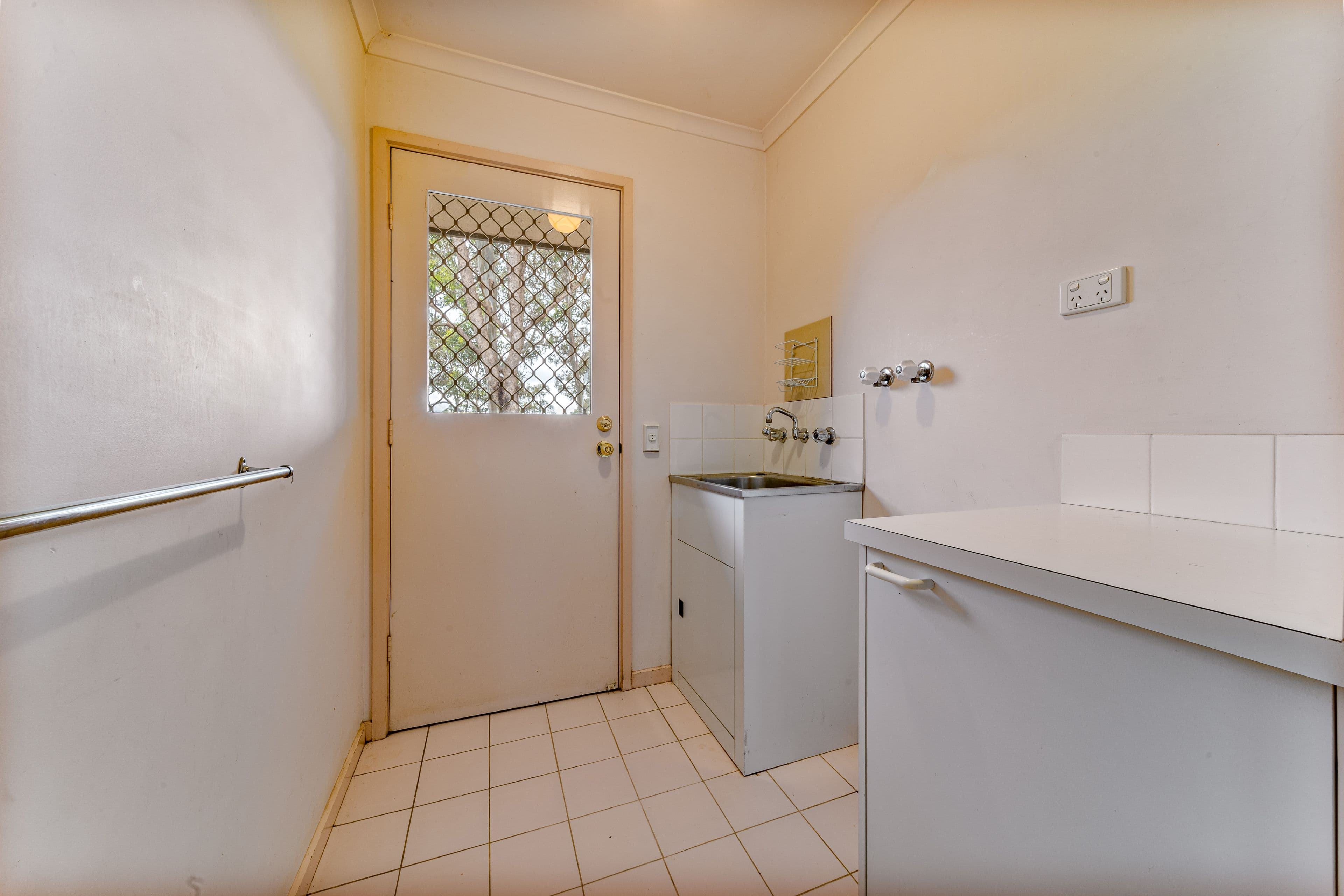 28 Collins Street, Kangaroo Flat VIC 3555, Kangaroo Flat - Thumbnail 8