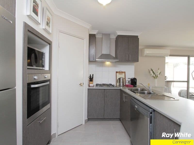114 Gerard Street, EAST CANNINGTON WA 6107, East Cannington - Thumbnail 2