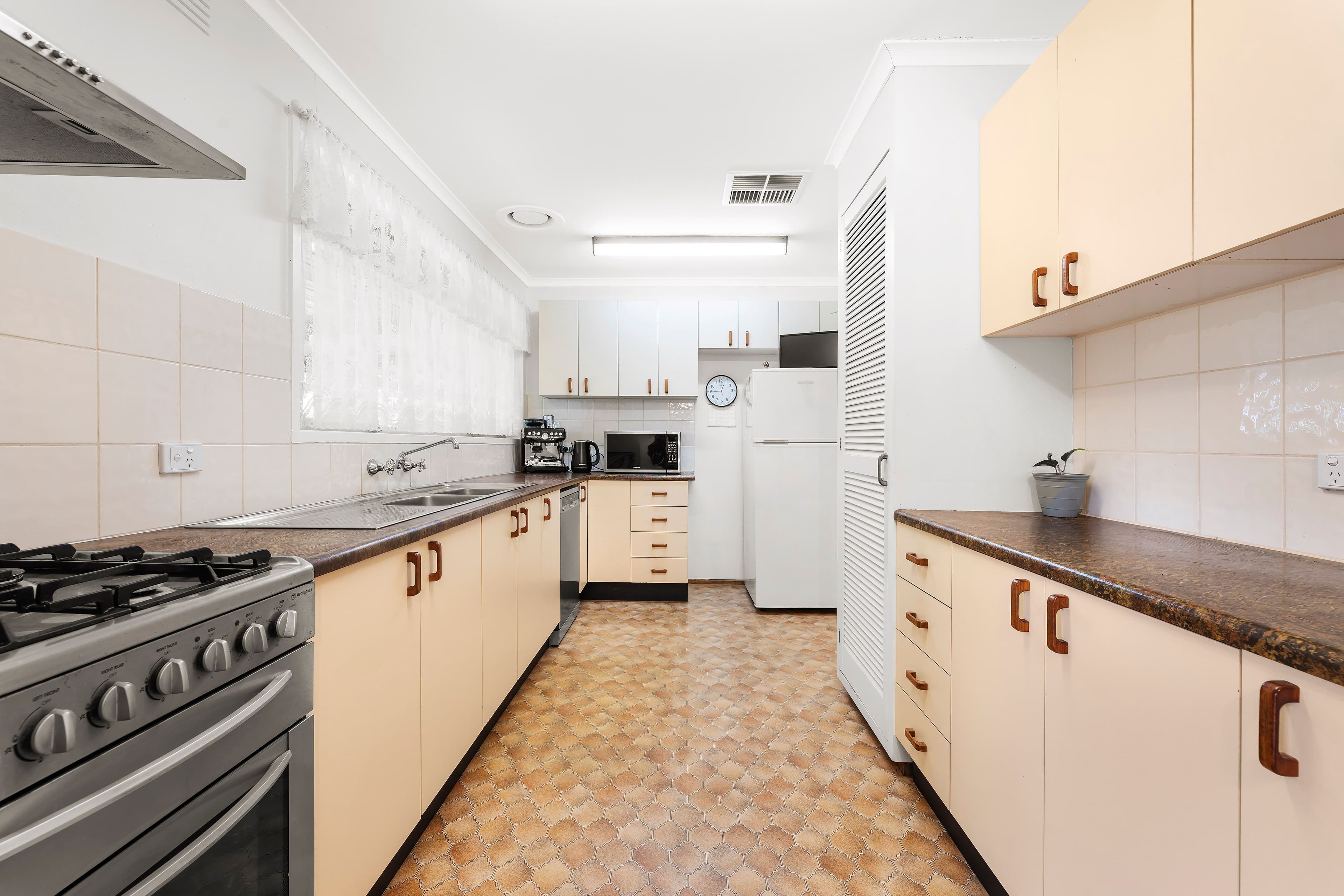 45 Sasses Avenue, Bayswater VIC 3153, Bayswater - Thumbnail 3