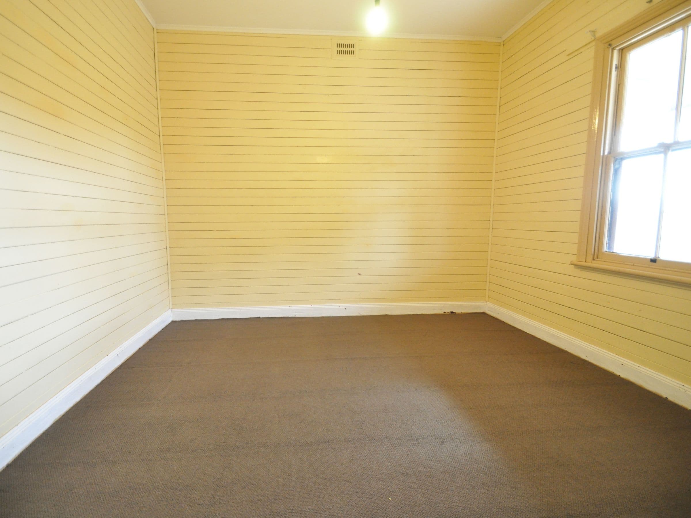 10 Gloucester Street, Junee - Thumbnail 4