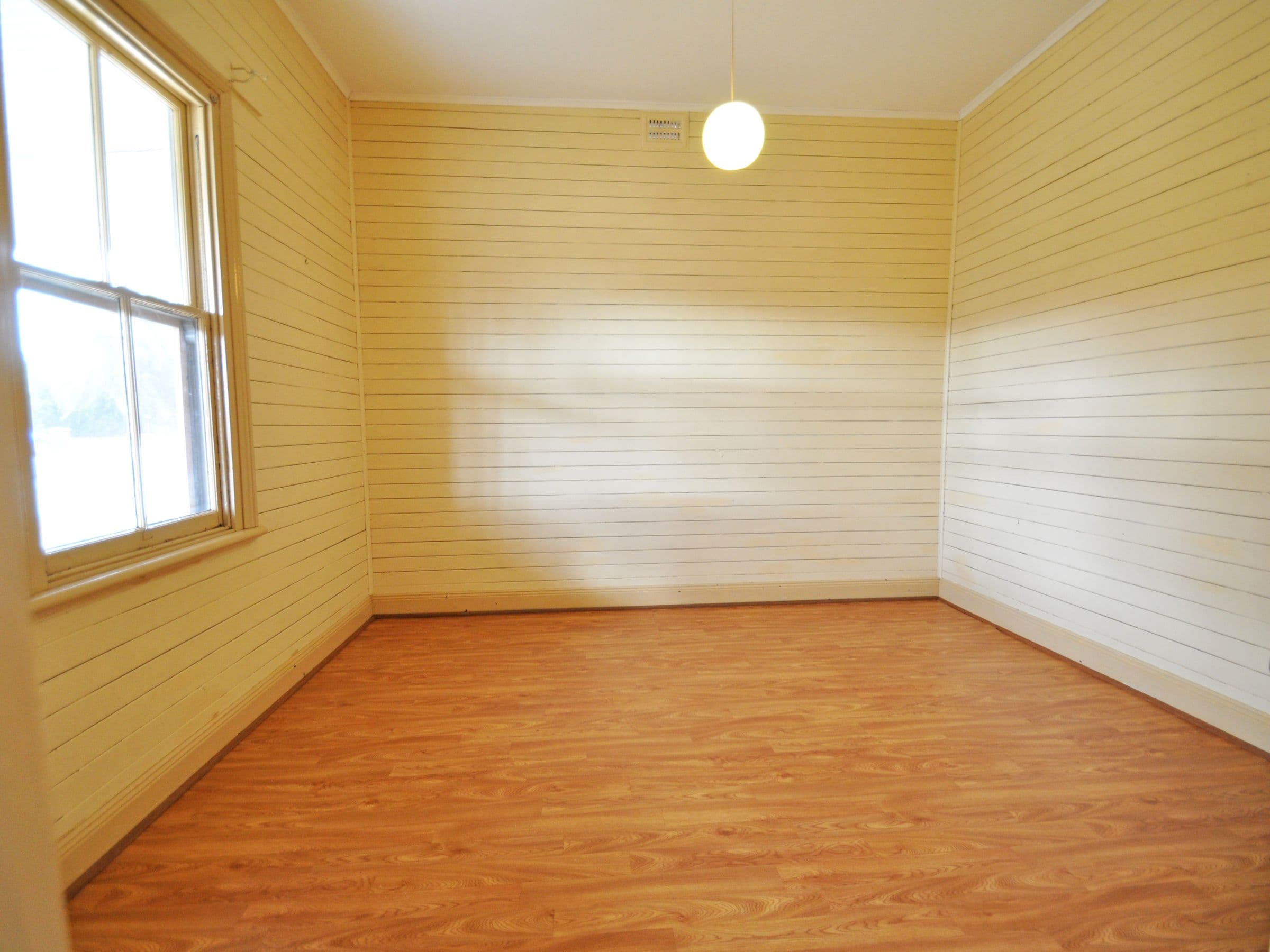 10 Gloucester Street, Junee - Thumbnail 5