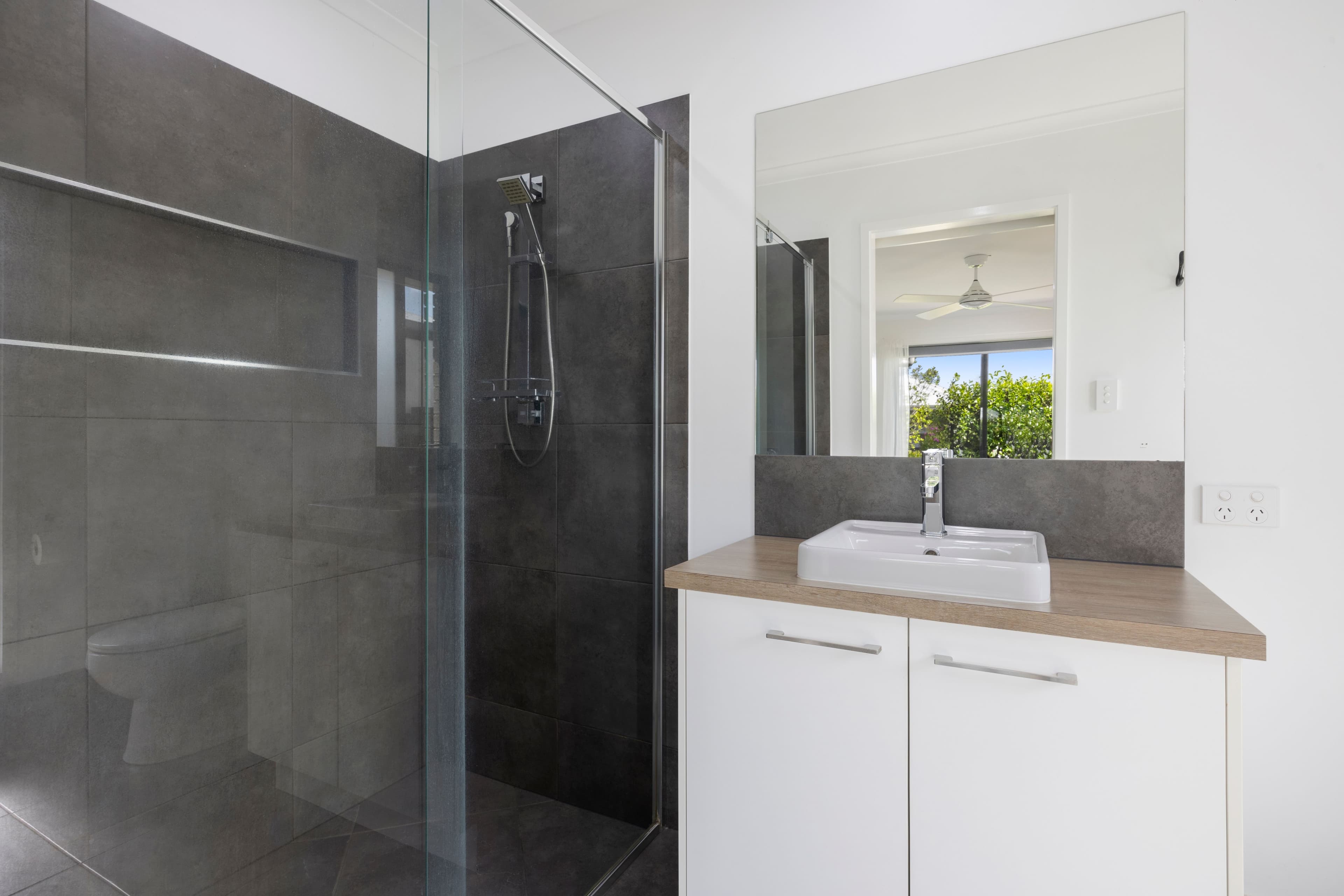 16 Grebe Crescent, Bli Bli QLD 4560, Bli Bli - Thumbnail 8