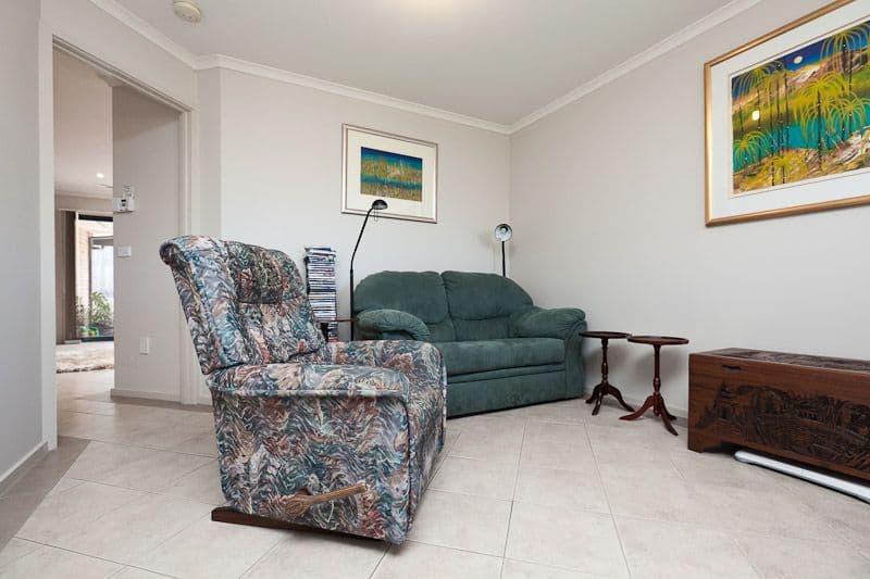58-60 Betty Maloney Crescent, BANKS ACT 2906, Banks - Thumbnail 3