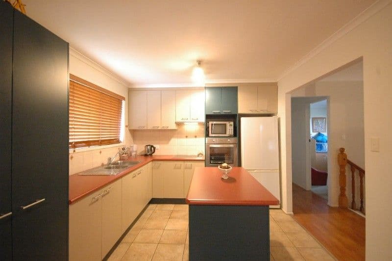 20 Orchid Street, CENTENARY HEIGHTS QLD 4350, Centenary Heights - Thumbnail 5